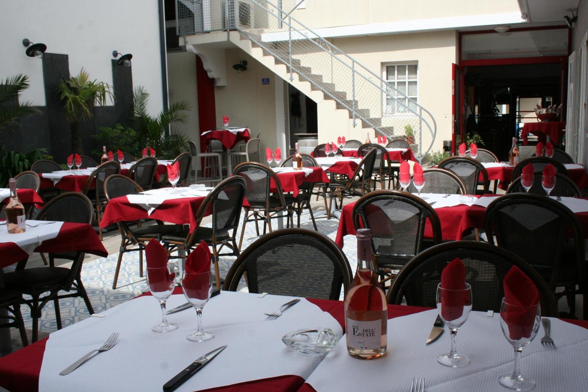 Hotel Les Italiens Biscarrosse Ngoại thất bức ảnh