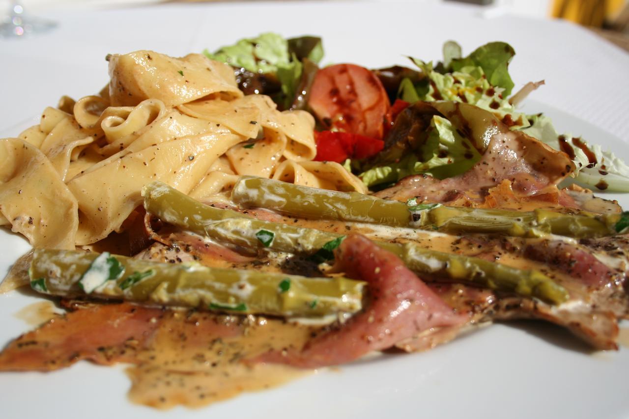 Hotel Les Italiens Biscarrosse Ngoại thất bức ảnh
