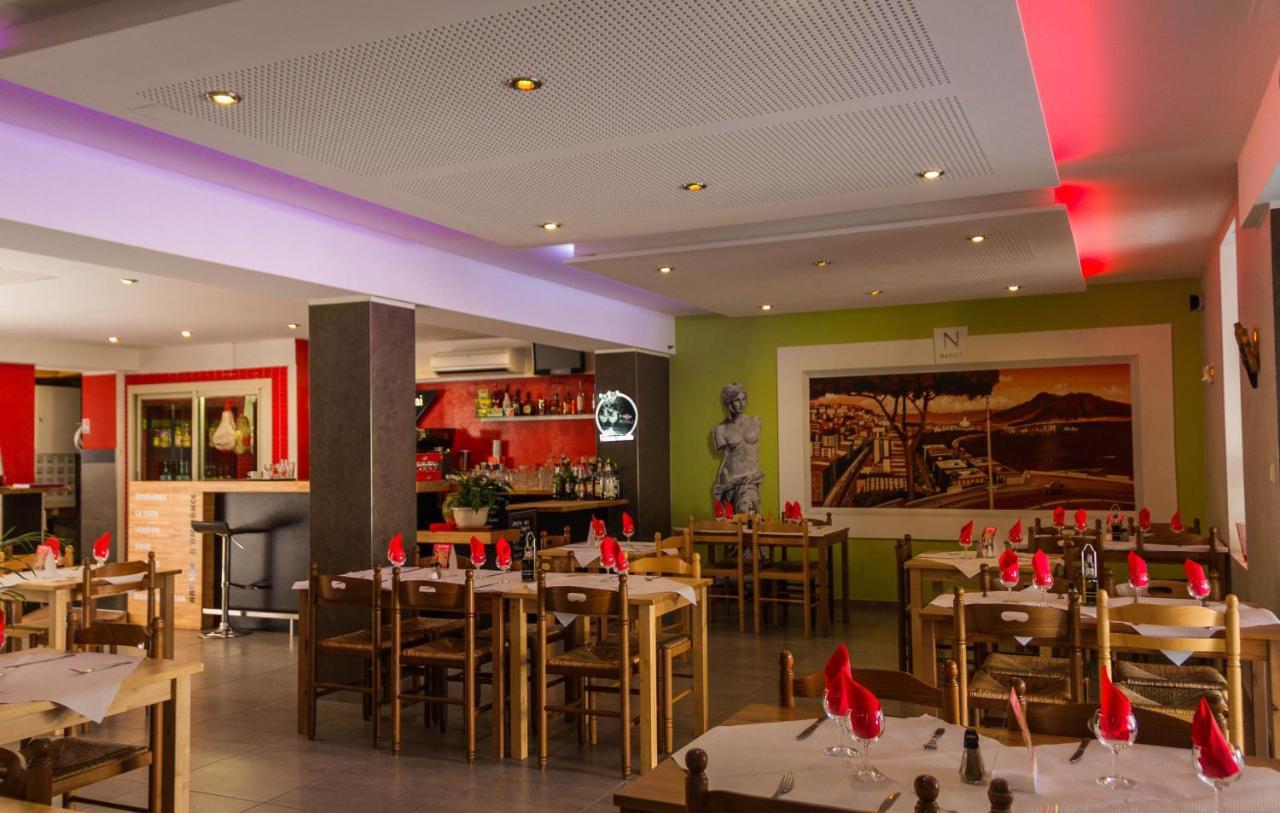 Hotel Les Italiens Biscarrosse Ngoại thất bức ảnh